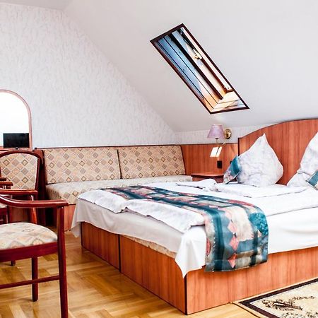 Beatrix Hotel Budapest Exterior photo